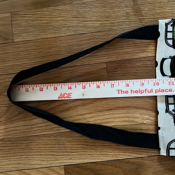 Harrods apron NWOT Adult sized Waterproof Fabric Spill proof Mess protection - Picture 6 of 7